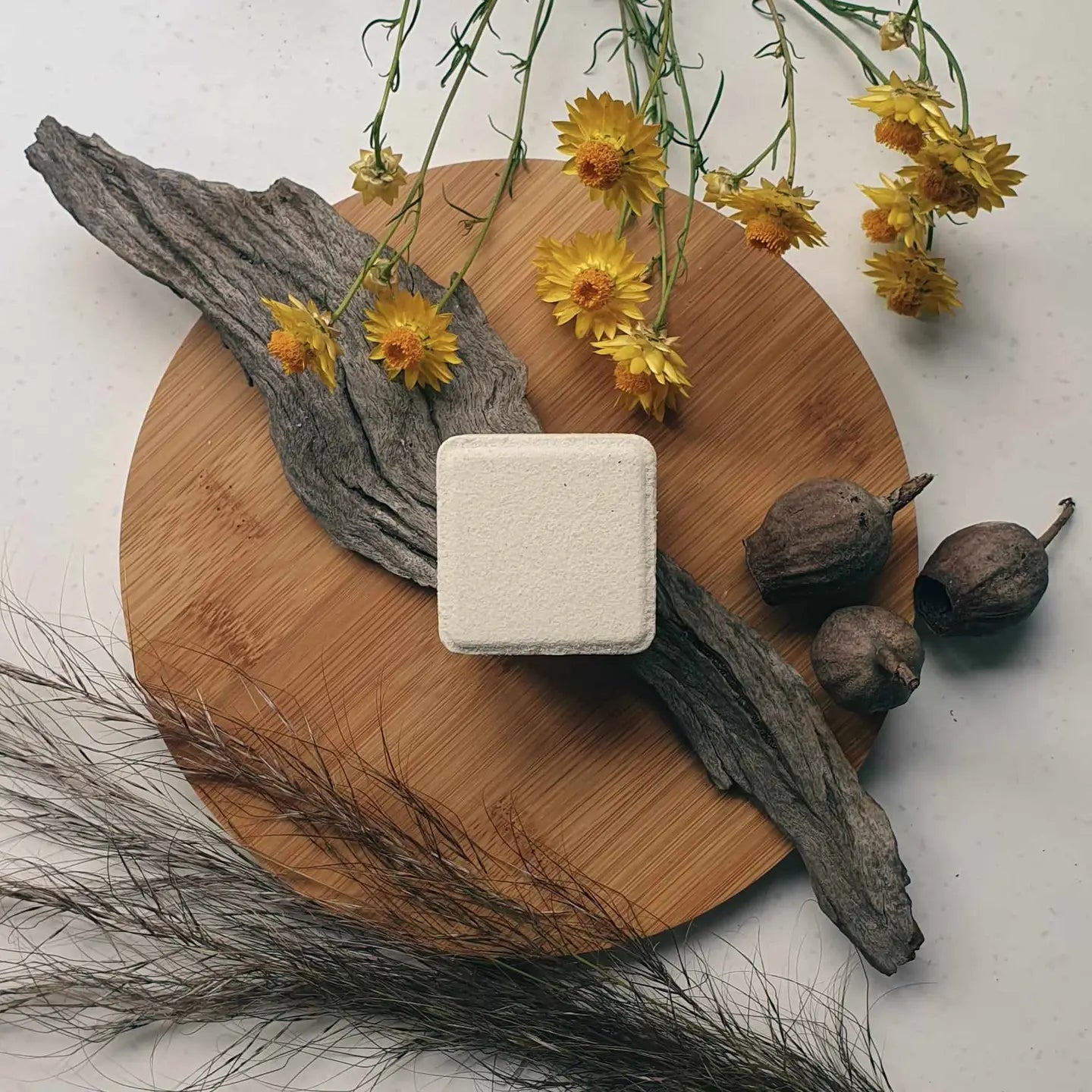 Lady Myrtle - Body - Shower Steamer large - native essential oils