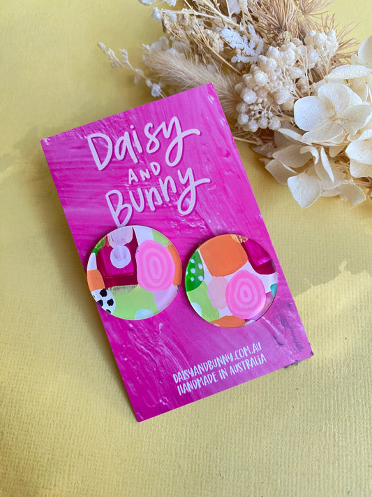 Daisy and Bunny - 25mm Stud
