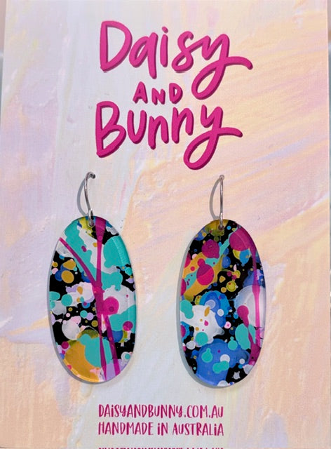 Daisy and Bunny - Splat hooks