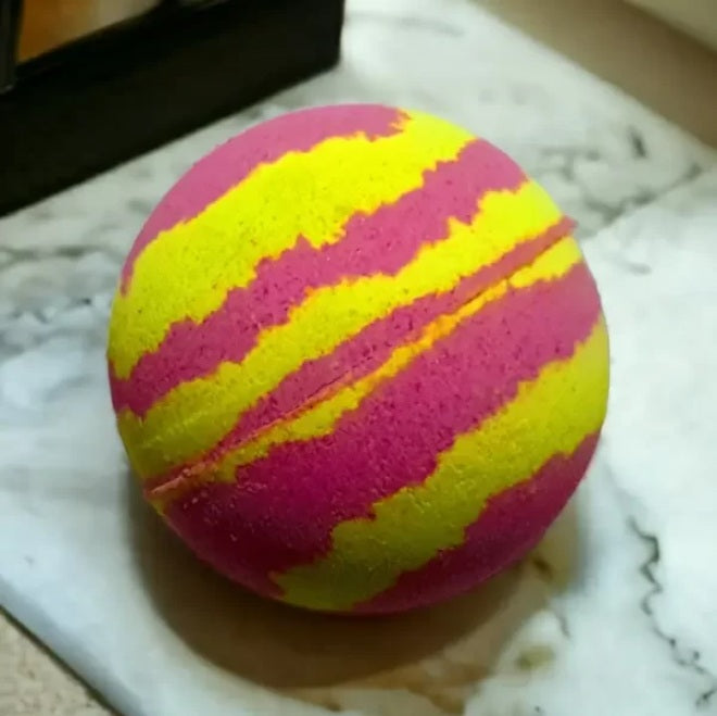 Fig & melon Bath Bomb image 0