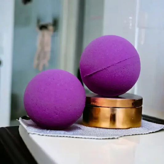 Amazonian Grape Bath Bomb image 0