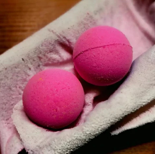 Black rose & oud -  Bath Bomb image 0