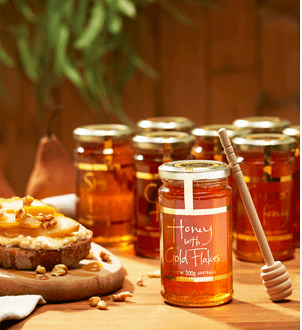 Honey with Gold Flakes with Dipper 300g Ogilvie & Co. Traditional image 0